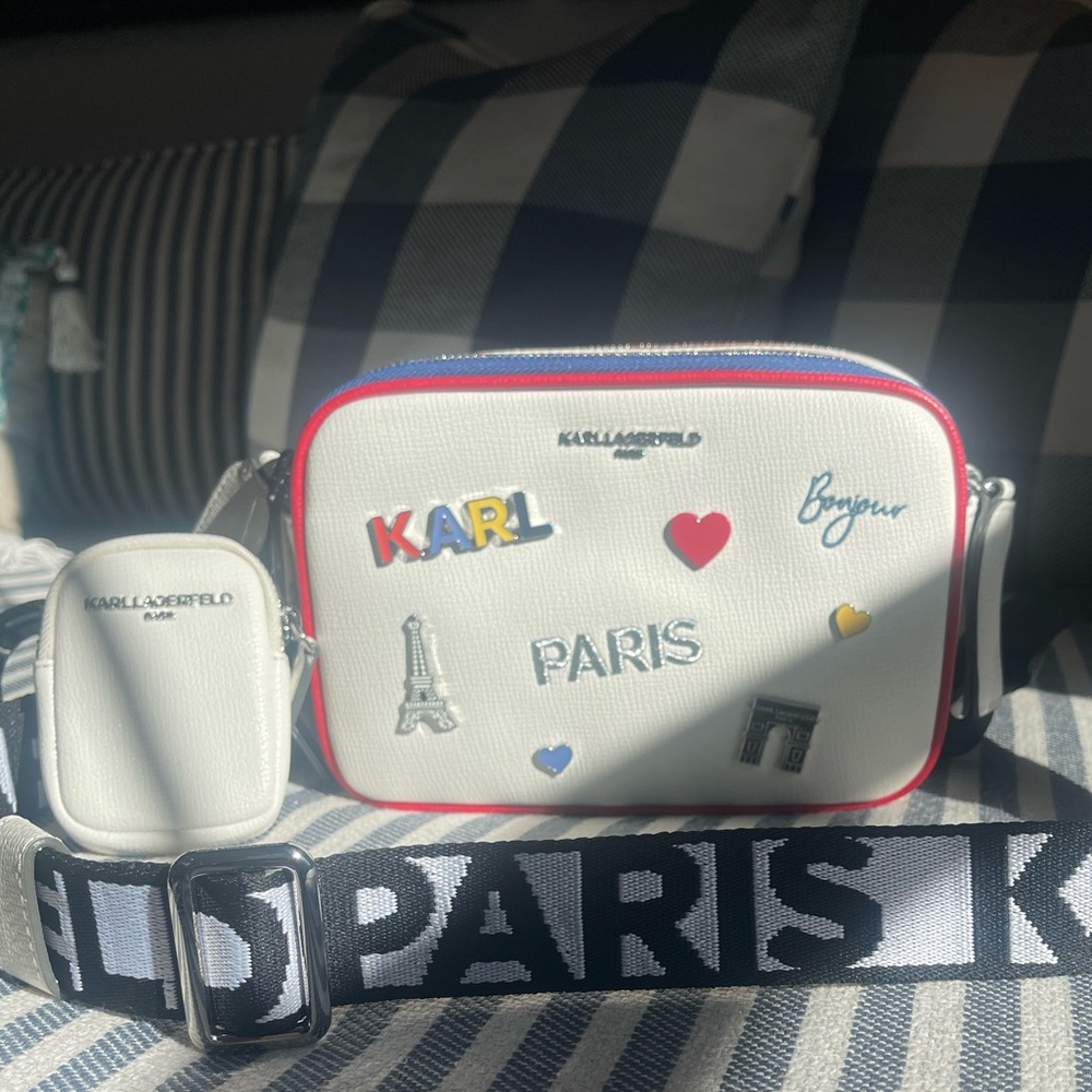 Retail:$228 KARL LAGERFELD structured camera-style crossbody bag - Picture 3 of 12